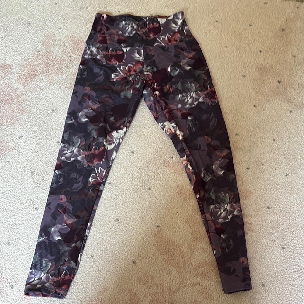 Ellie Black Jeggings with Striking Floral Design